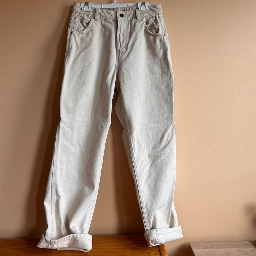 Sold: Guess Women’s Cream Jeans